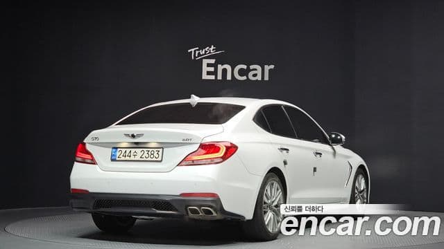 Genesis G70 Elite, 2020 2