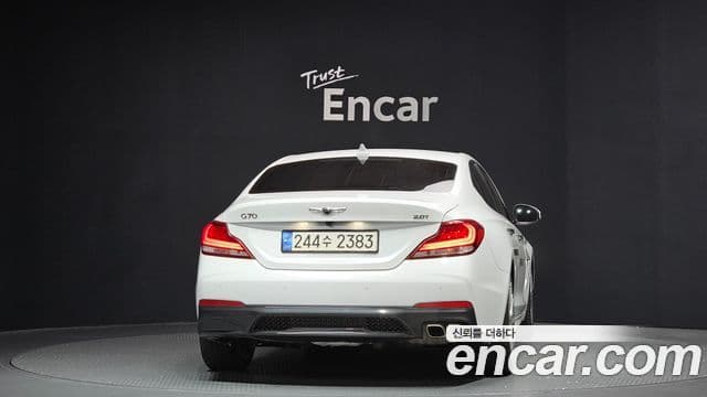 Genesis G70 Elite, 2020 4