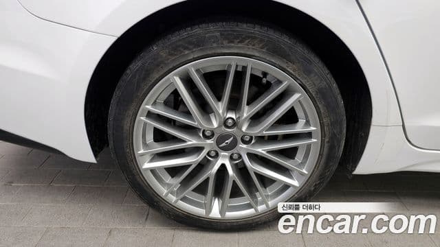 Genesis G70 Elite, 2020 все фото