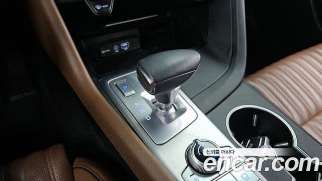 Genesis G70 Elite, 2020 9