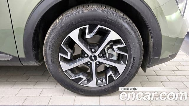 Kia Sportage 5세대 гибрид Signature Gravity 2WD, 2023 все фото