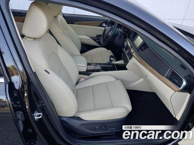 Kia All New K7 2.4 GDI Limited, 2017 3