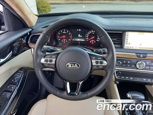 Kia All New K7 2.4 GDI Limited, 2017 9