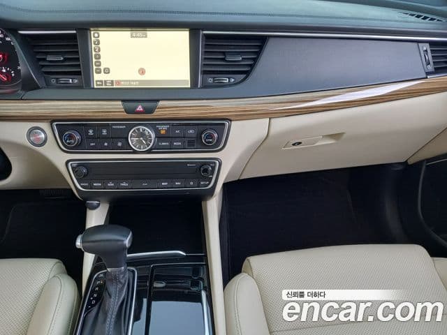 Kia All New K7 2.4 GDI Limited, 2017 10