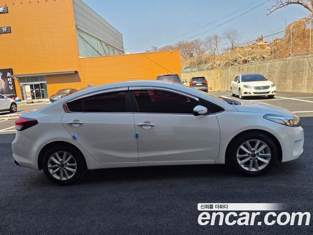 Kia The / новый New K3 Trendy, 2017 7