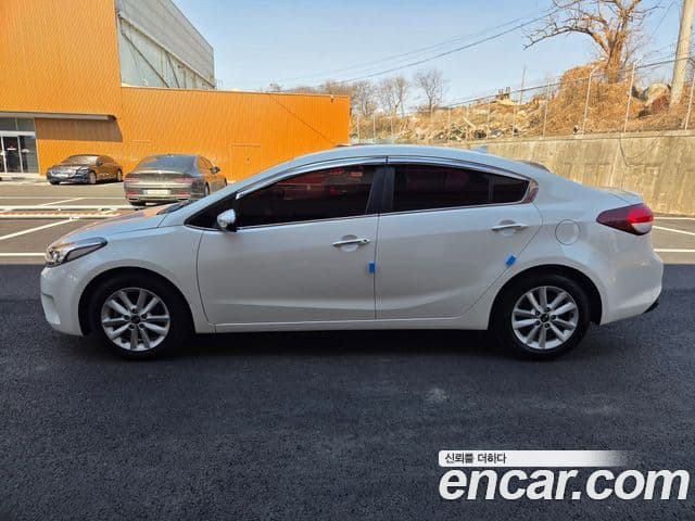 Kia The / новый New K3 Trendy, 2017 8