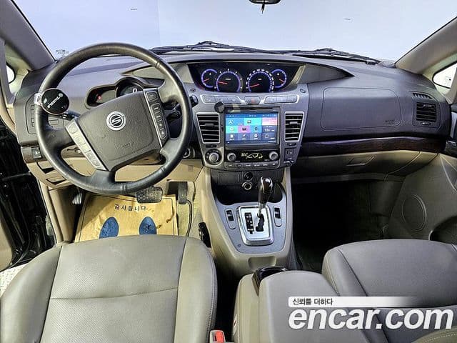 KG모빌리티(SsangYong) Korando 투리스모 4WD GT 9인승, 2015 все фото