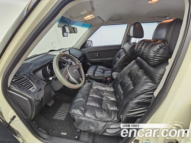 Kia Soul Safety, 2011 7