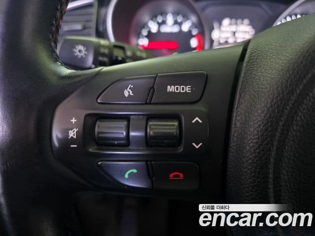 Kia All New Carnival Prestige, 2015 13