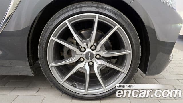 Genesis G70 Supreme, 2018 все фото