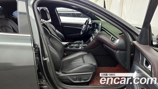 Genesis G70 Supreme, 2018 11