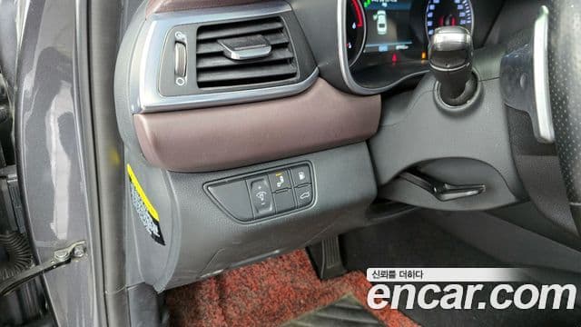 Genesis G70 Supreme, 2018 16