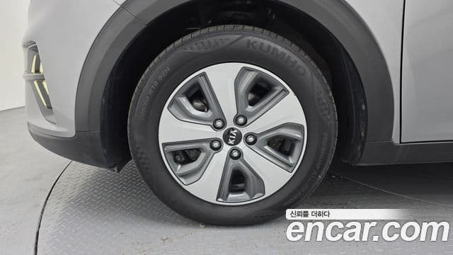 Kia The / новый New Niro Luxury, 2021 все фото