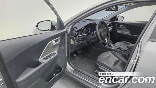 Kia The / новый New Niro Luxury, 2021 10