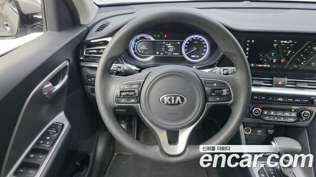 Kia The / новый New Niro Luxury, 2021 13