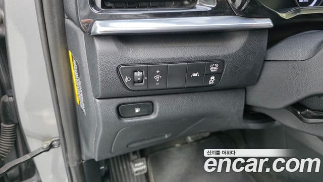 Kia The / новый New Niro Luxury, 2021 15