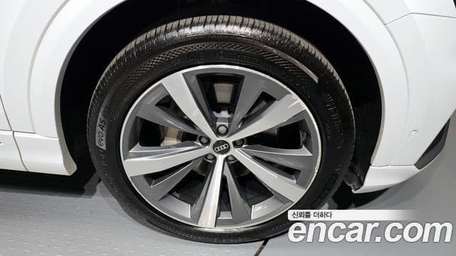 Audi Q8 (4M) Premium, 2022 все фото