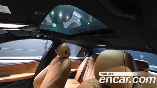 BMW 5시리즈 (G30) 520d M Sport, 2017 17