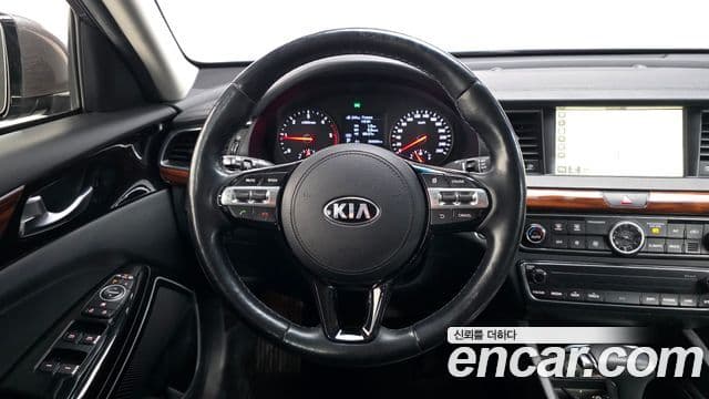 Kia All New K7 Prestige, 2016 13
