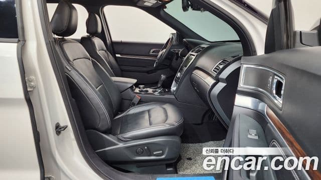Ford Explorer 5세대, 2019 11