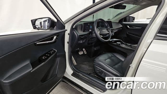 Kia EV6 Earth, 2023 10