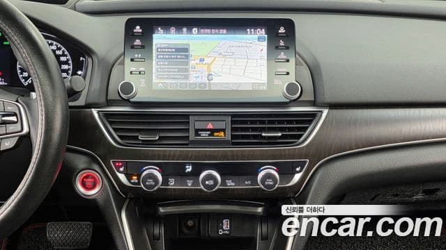 Honda Accord 10세대 2.0 гибрид Туринг (Touring), 2019 15