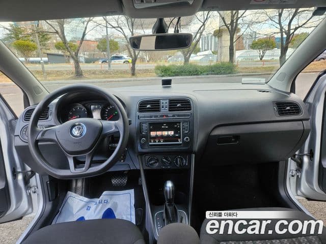 Volkswagen 폴로 4세대, 2016 10