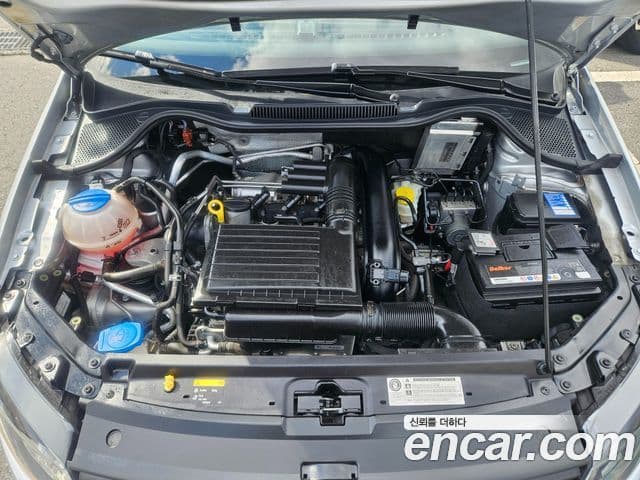 Volkswagen 폴로 4세대, 2016 12