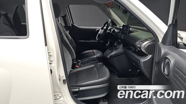 Hyundai Casper Smart, 2023 11