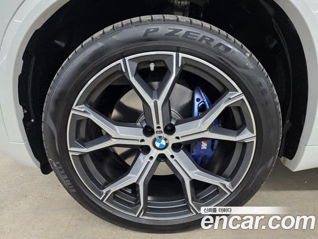 BMW X5 (G05) xDrive 40i M Sport, 2025 все фото