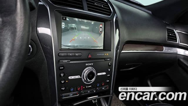 Ford Explorer 5세대, 2019 16