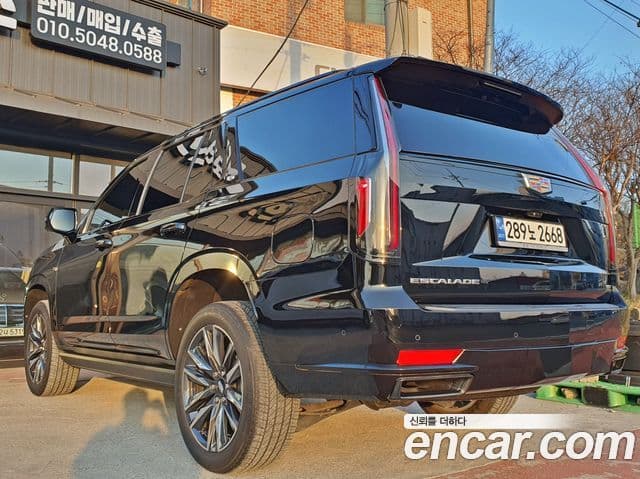 Cadillac Escalade 5세대 Sport Platinum, 2022 2