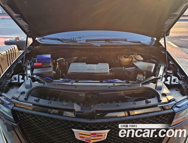 Cadillac Escalade 5세대 Sport Platinum, 2022 13