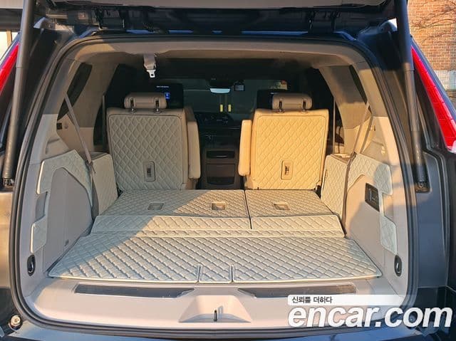 Cadillac Escalade 5세대 Sport Platinum, 2022 15