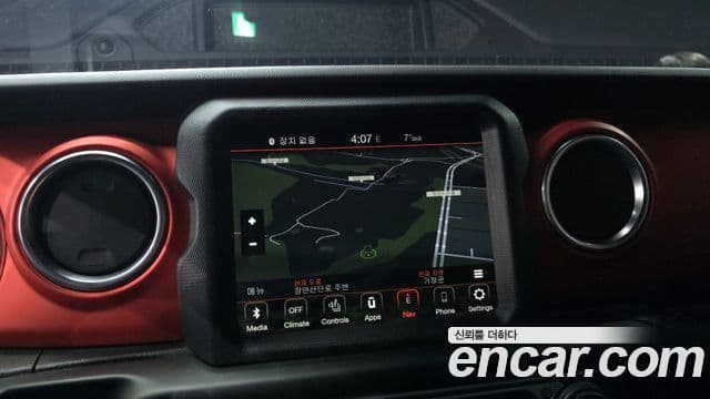 Jeep Wrangler (JL) 2.0 Rubicon Power top 4도어, 2020 15