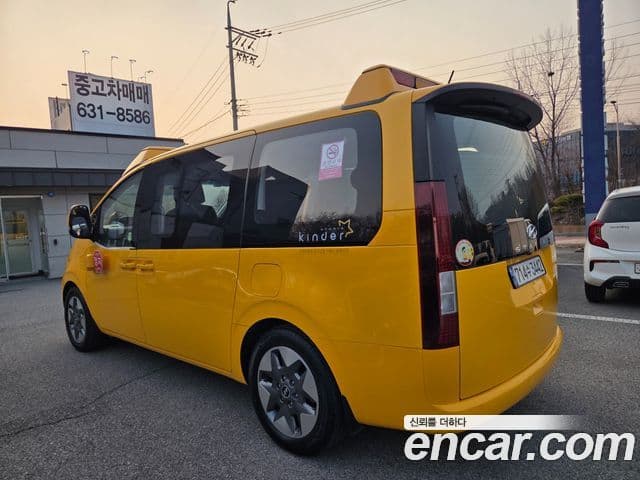 Hyundai Staria 15인승, 2023 6