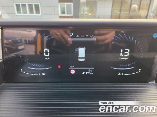 Hyundai Staria 15인승, 2023 7