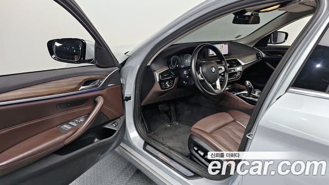 BMW 5시리즈 (G30) 530i xDrive Luxury Plus, 2019 11