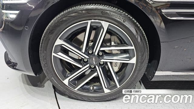 Genesis G80 (RG3) бензин 2.5 турбо AWD, 2025 все фото