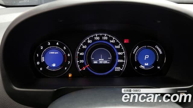 Hyundai Avante гибрид Easy Pack, 2010 8