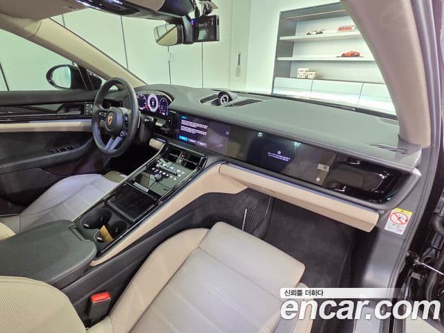 Porsche Panamera (976) 2.9 AWD E-гибрид, 2025 9