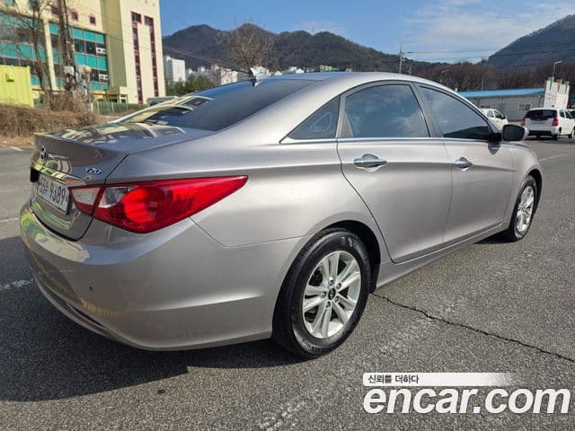 Hyundai YF Sonata люксовая версия, 2010 2