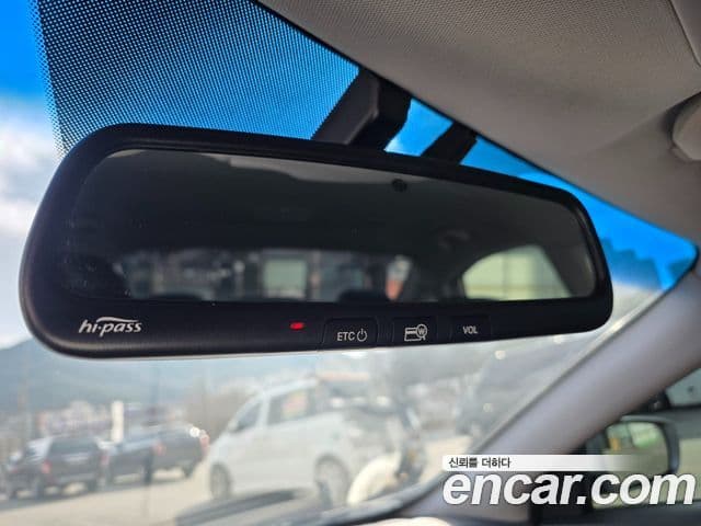 Hyundai YF Sonata люксовая версия, 2010 15