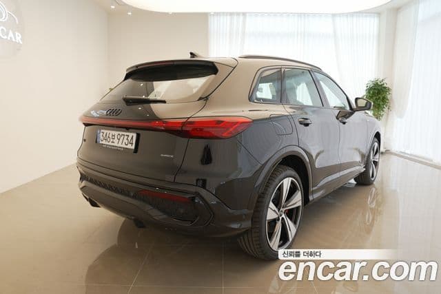Audi Q5 (80A) 40 TDI Quattro S Line чёрный Edition, 2025 2