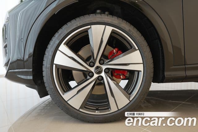 Audi Q5 (80A) 40 TDI Quattro S Line чёрный Edition, 2025 все фото