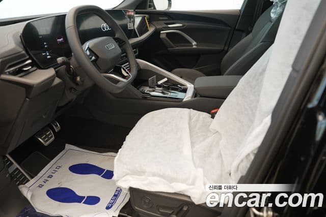 Audi Q5 (80A) 40 TDI Quattro S Line чёрный Edition, 2025 10