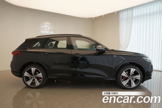 Audi Q5 (80A) 40 TDI Quattro S Line чёрный Edition, 2025 19