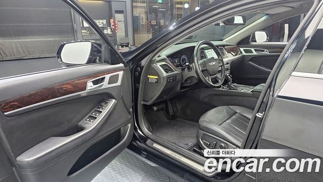 Hyundai Genesis DH Modern, 2015 11