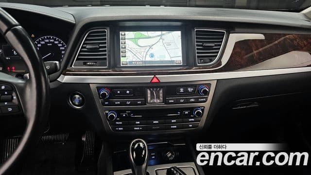 Hyundai Genesis DH Modern, 2015 14