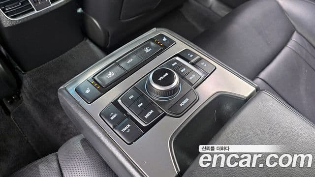 Hyundai Genesis DH Modern, 2015 19